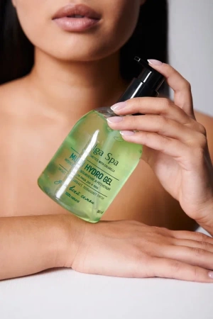 Гель для лица, рук и тела "Интенсивное увлажнение и регенерация" Multi hydro gel,  300 ml Alga Spa
